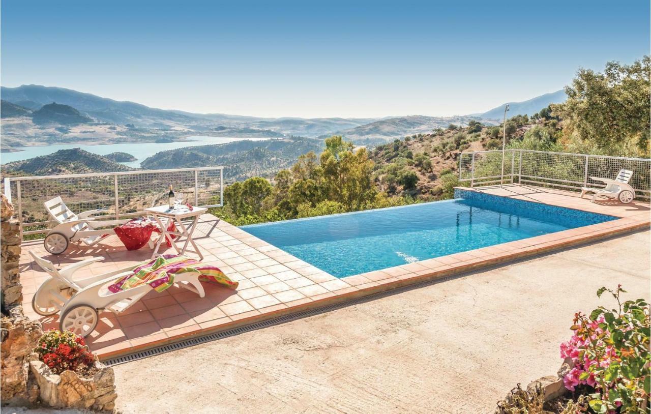 Awesome Home In Cadiz With Swimming Pool 엘 가스토르 외부 사진